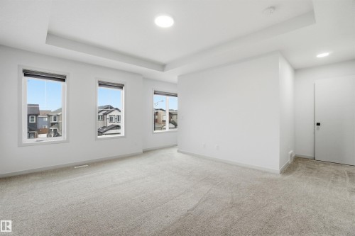 3420 Checknita Terrace, Edmonton, AB - Indoor Photo Showing Other Room