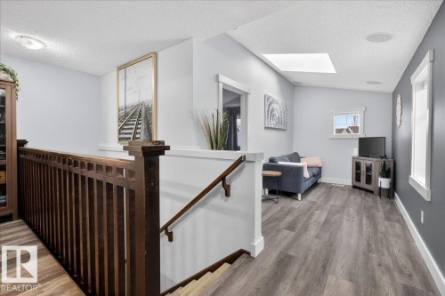 8132 16A Avenue, Edmonton, AB - Indoor Photo Showing Other Room