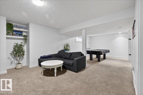 8132 16A Avenue, Edmonton, AB - Indoor