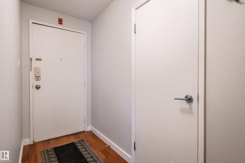 706 10135 Saskatchewan Drive, Edmonton, AB - Indoor Photo Showing Other Room