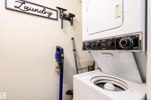 706 10135 Saskatchewan Drive, Edmonton, AB - Indoor Photo Showing Laundry Room