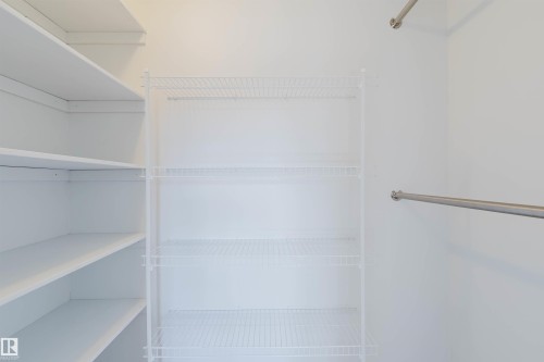 6825 Cardinal Link Link, Edmonton, AB - Indoor With Storage