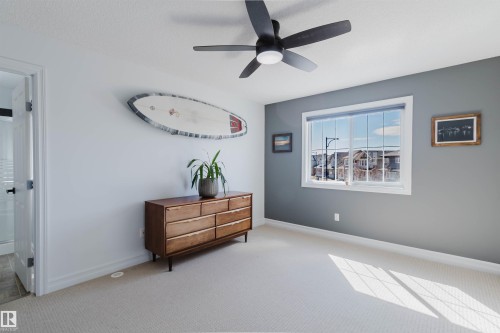 6825 Cardinal Link Link, Edmonton, AB - Indoor