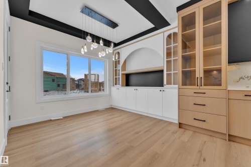 8450 Mayday Link, Edmonton, AB - Indoor