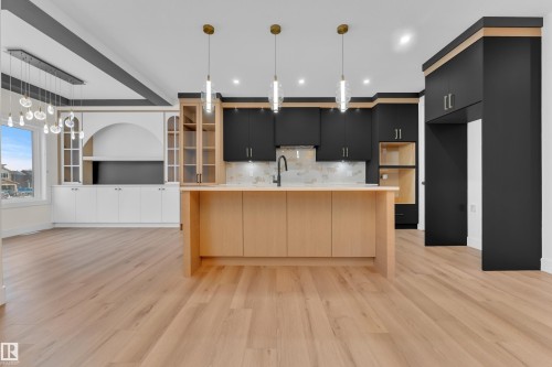 8450 Mayday Link, Edmonton, AB - Indoor Photo Showing Kitchen With Upgraded Kitchen