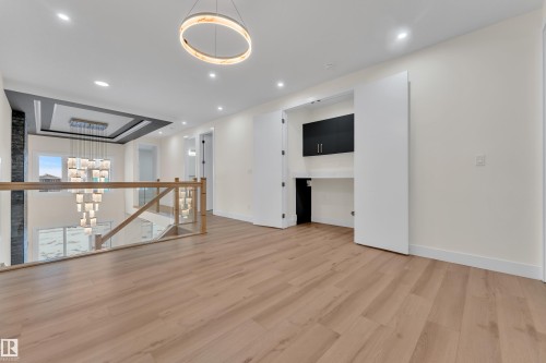 8450 Mayday Link, Edmonton, AB - Indoor Photo Showing Other Room