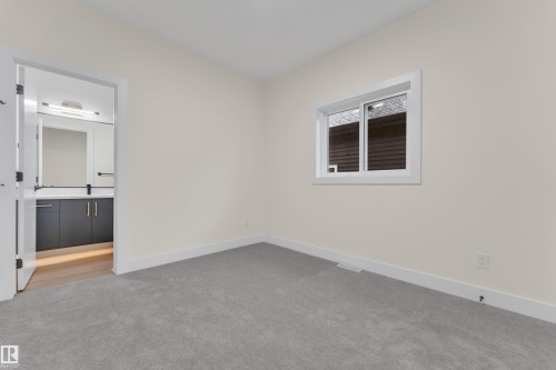 8450 Mayday Link, Edmonton, AB - Indoor Photo Showing Other Room