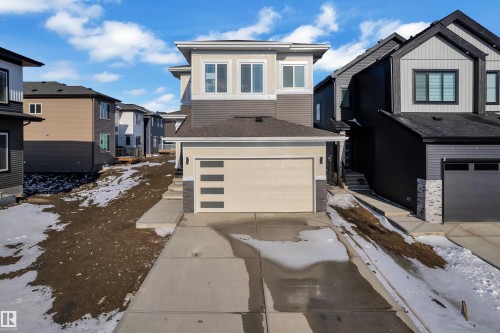 8450 Mayday Link, Edmonton, AB - Outdoor