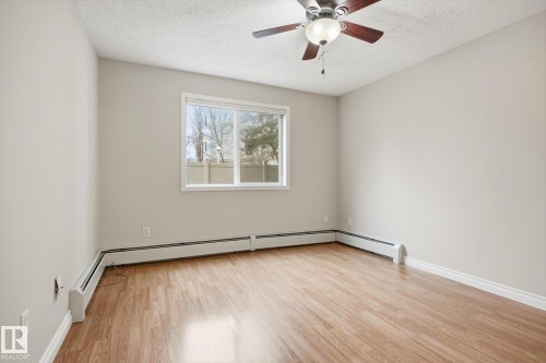 126 10511 42 Avenue, Edmonton, AB - Indoor Photo Showing Other Room