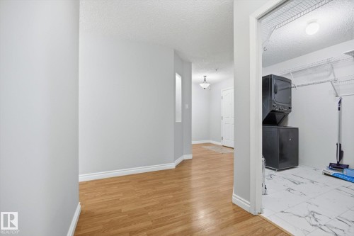 126 10511 42 Avenue, Edmonton, AB - Indoor Photo Showing Other Room