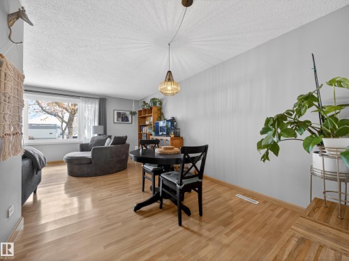 9310 165 Street, Edmonton, AB - Indoor