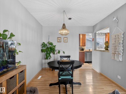 9310 165 Street, Edmonton, AB - Indoor