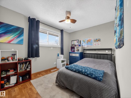 9310 165 Street, Edmonton, AB - Indoor Photo Showing Bedroom