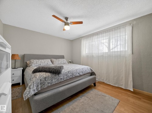 9310 165 Street, Edmonton, AB - Indoor Photo Showing Bedroom