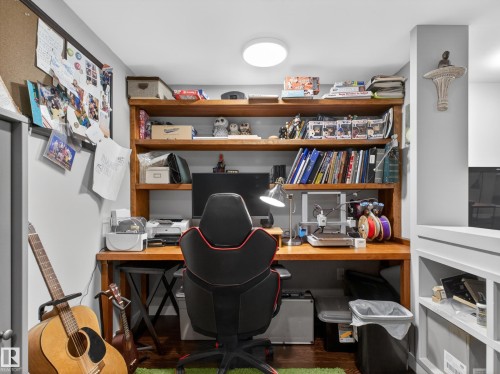 9310 165 Street, Edmonton, AB - Indoor Photo Showing Office