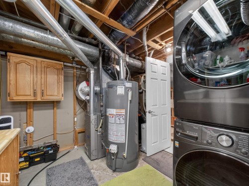 9310 165 Street, Edmonton, AB - Indoor Photo Showing Laundry Room