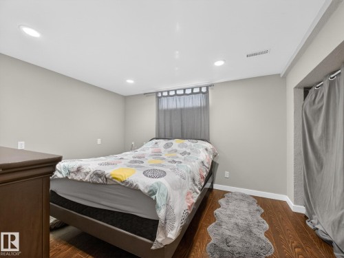 9310 165 Street, Edmonton, AB - Indoor Photo Showing Bedroom
