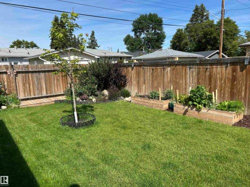 9310 165 Street, Edmonton, AB - Outdoor