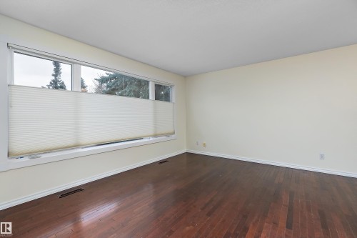 5804 112 Street, Edmonton, AB - Indoor Photo Showing Other Room