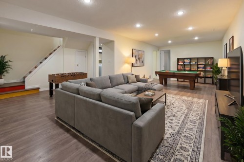 5804 112 Street, Edmonton, AB - Indoor Photo Showing Living Room