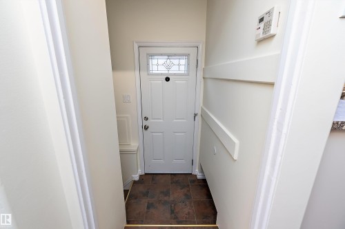 5804 112 Street, Edmonton, AB - Indoor Photo Showing Other Room