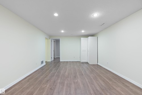 5804 112 Street, Edmonton, AB - Indoor Photo Showing Other Room