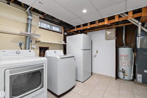 5804 112 Street, Edmonton, AB - Indoor Photo Showing Laundry Room