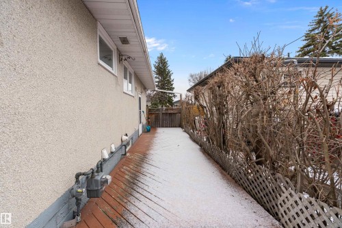 5804 112 Street, Edmonton, AB - Outdoor