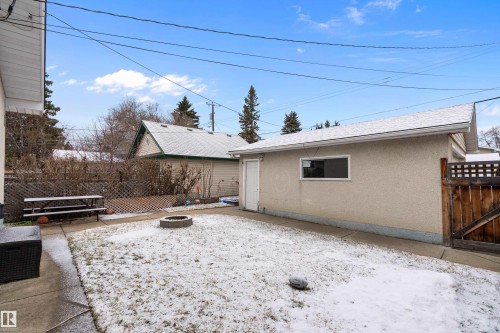 5804 112 Street, Edmonton, AB - Outdoor