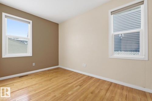 8139 79 Avenue, Edmonton, AB - Indoor Photo Showing Other Room