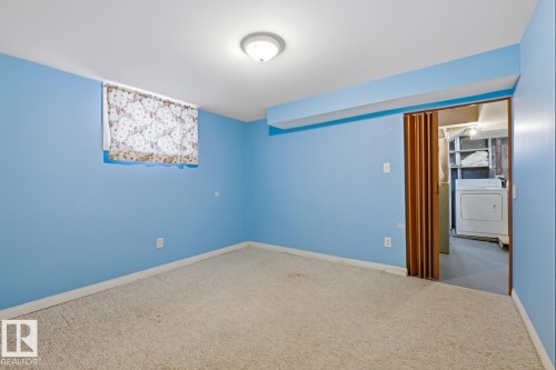 8139 79 Avenue, Edmonton, AB - Indoor Photo Showing Other Room