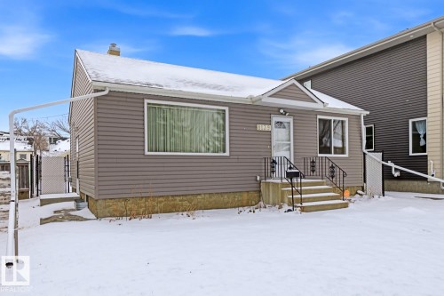 8139 79 Avenue, Edmonton, AB - Outdoor