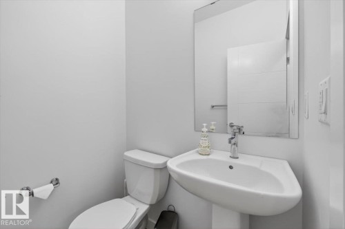3173 Checknita Way, Edmonton, AB - Indoor Photo Showing Bathroom