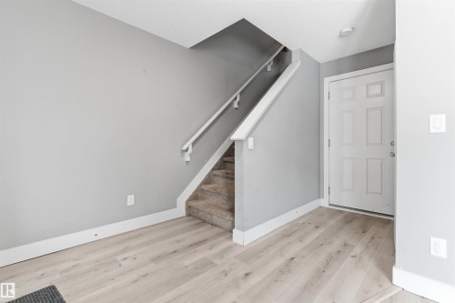 99 804 Welsh Drive, Edmonton, AB - Indoor Photo Showing Other Room