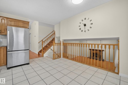 6520 154 Avenue, Edmonton, AB - Indoor