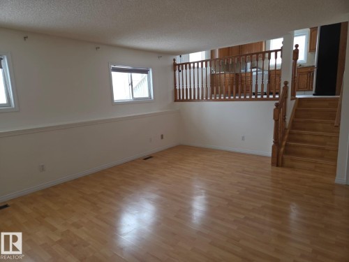 6520 154 Avenue, Edmonton, AB - Indoor Photo Showing Other Room