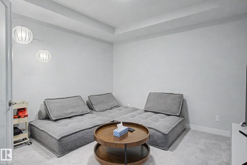 2721 Donaghey Crescent, Edmonton, AB - Indoor