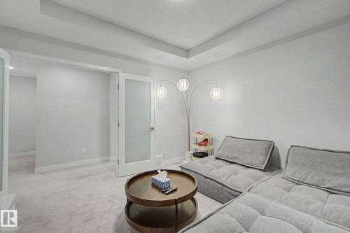 2721 Donaghey Crescent, Edmonton, AB - Indoor