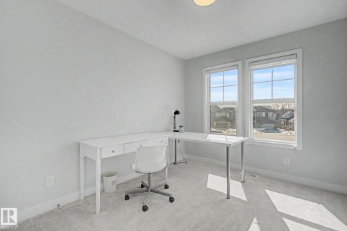 2721 Donaghey Crescent, Edmonton, AB - Indoor Photo Showing Other Room