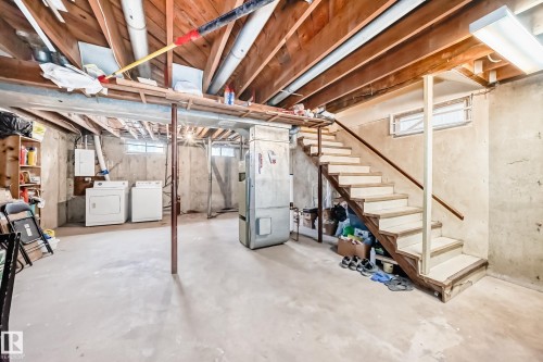 11811 44 Street, Edmonton, AB - Indoor Photo Showing Basement