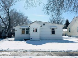 5207 48 Avenue Wetaskiwin, AB T9A 0N2