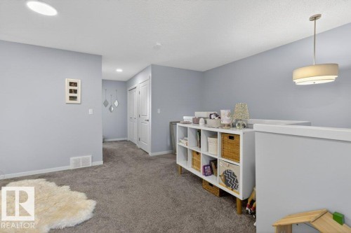 29 Harness Link, Ardrossan, AB - Indoor