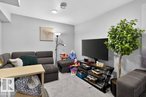 29 Harness Link, Ardrossan, AB - Indoor