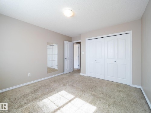 3617 Whitelaw Bay, Edmonton, AB - Indoor