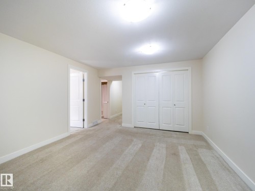 3617 Whitelaw Bay, Edmonton, AB - Indoor Photo Showing Other Room
