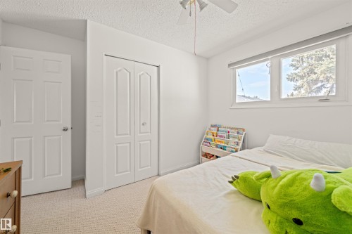 2008 89 Street, Edmonton, AB - Indoor Photo Showing Bedroom