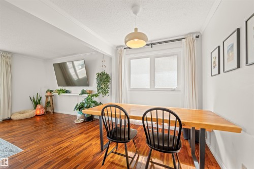 2008 89 Street, Edmonton, AB - Indoor Photo Showing Dining Room