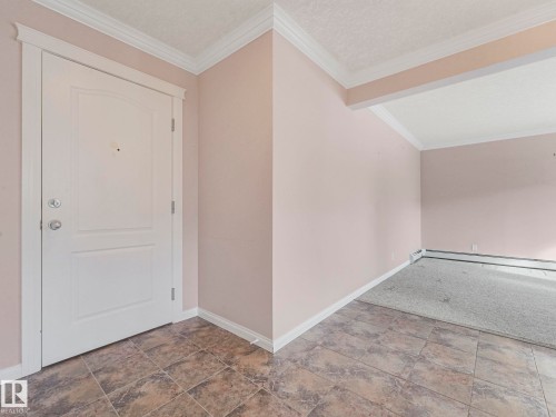 9 10724 115 Street, Edmonton, AB - Indoor Photo Showing Other Room