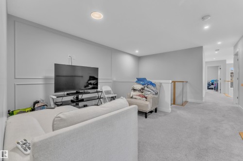 3615 42 Avenue, Beaumont, AB - Indoor Photo Showing Other Room