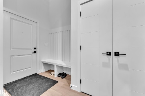 3615 42 Avenue, Beaumont, AB - Indoor Photo Showing Other Room